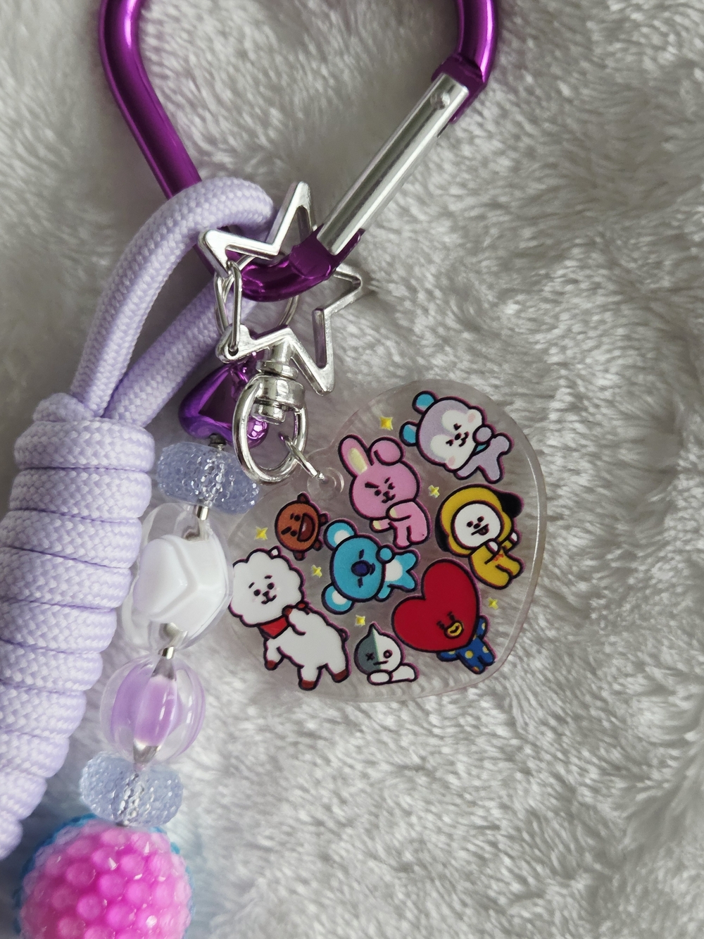 BT21 BTS Lavender Heart Clip Keychain with Bead Charm Kpop Bag Charm - Picture 2 of 4